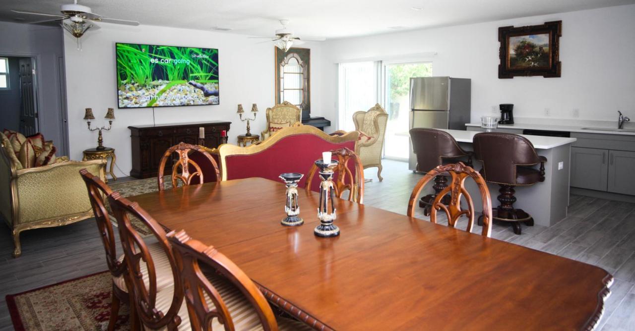 A Beautiful Queen Bedroom ออร์ลันโด ภายนอก รูปภาพ