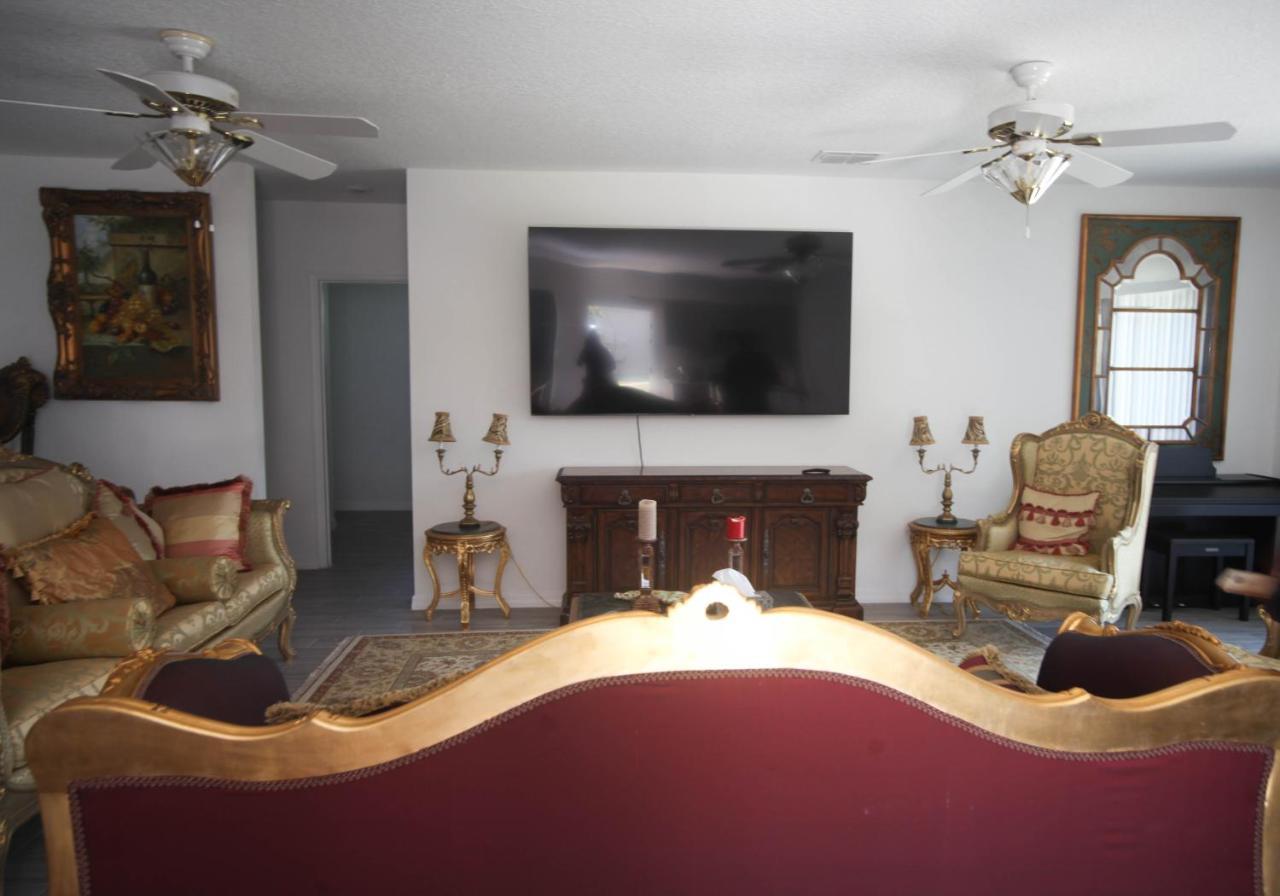 A Beautiful Queen Bedroom ออร์ลันโด ภายนอก รูปภาพ