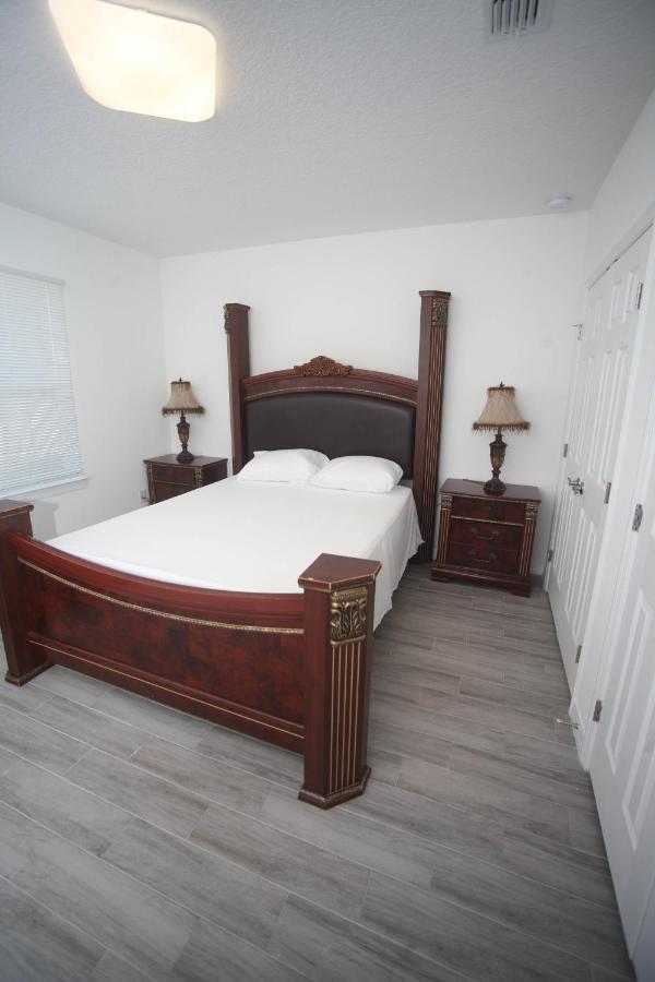 A Beautiful Queen Bedroom ออร์ลันโด ภายนอก รูปภาพ
