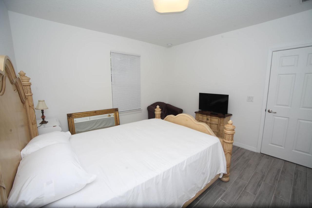 A Beautiful Queen Bedroom ออร์ลันโด ภายนอก รูปภาพ