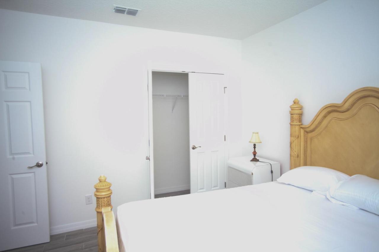 A Beautiful Queen Bedroom ออร์ลันโด ภายนอก รูปภาพ